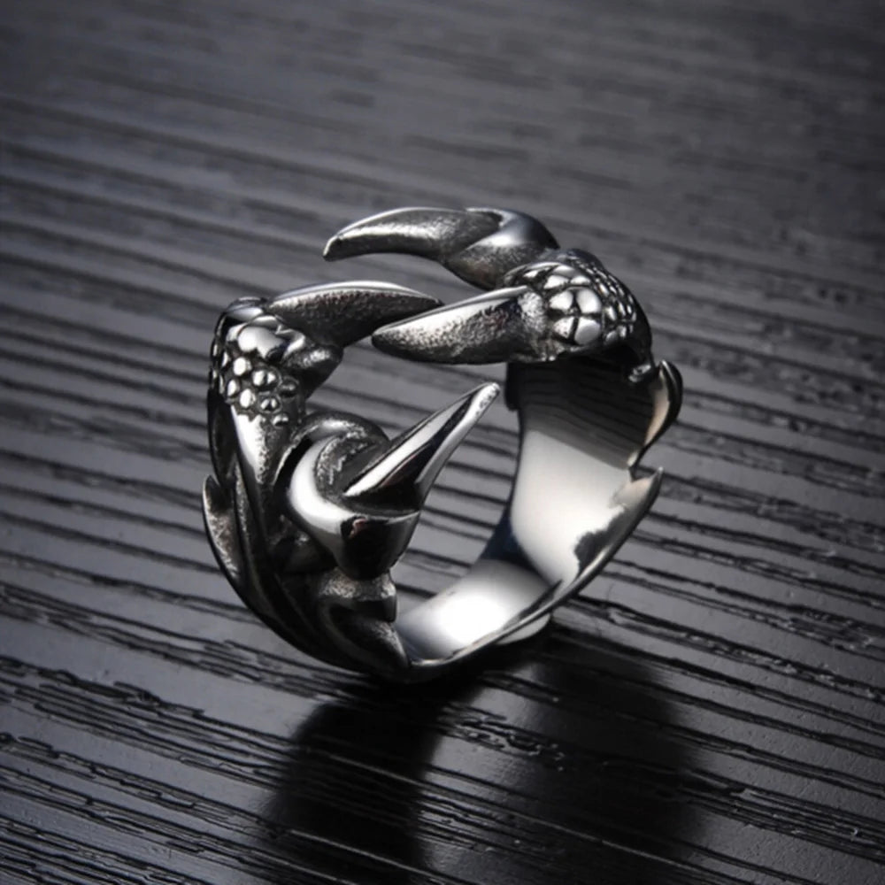 Dragon Claw Heart Ring — Stainless Steel Punk Chrome