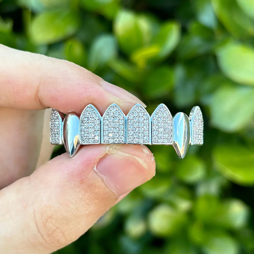 CZ Zircon Glossy Grillz — 6x Gold Plated Hip-Hop Fangs