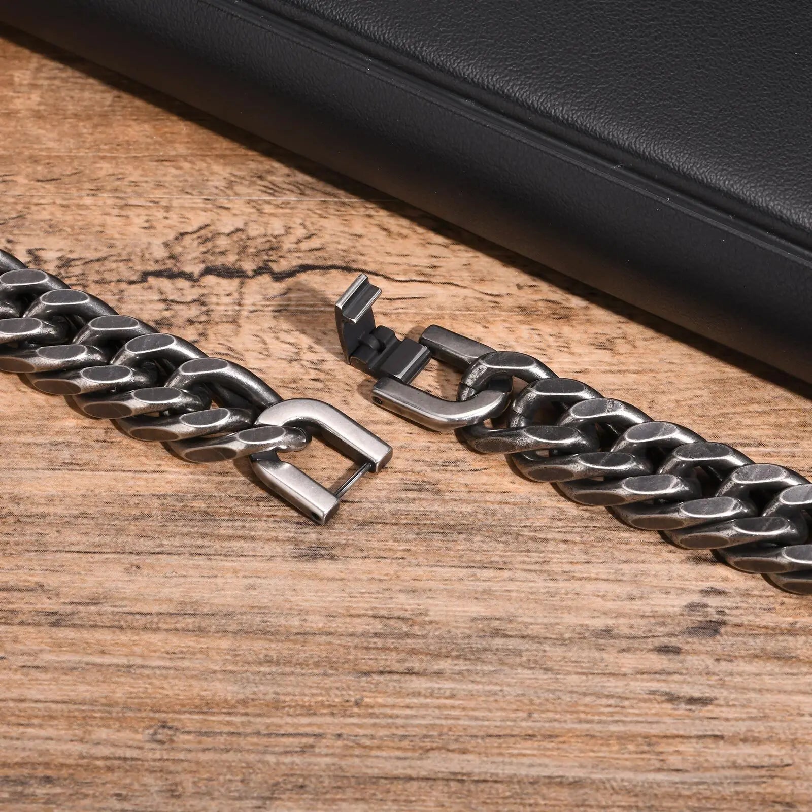 Bold Cuban Link Bracelet