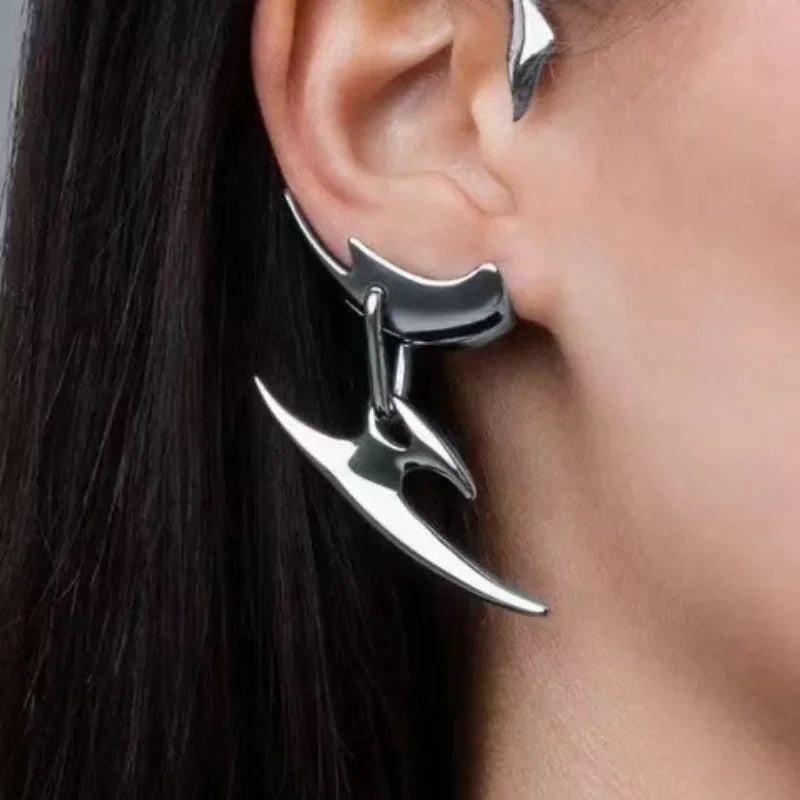 Dart Mechanical Clip-On Earrings